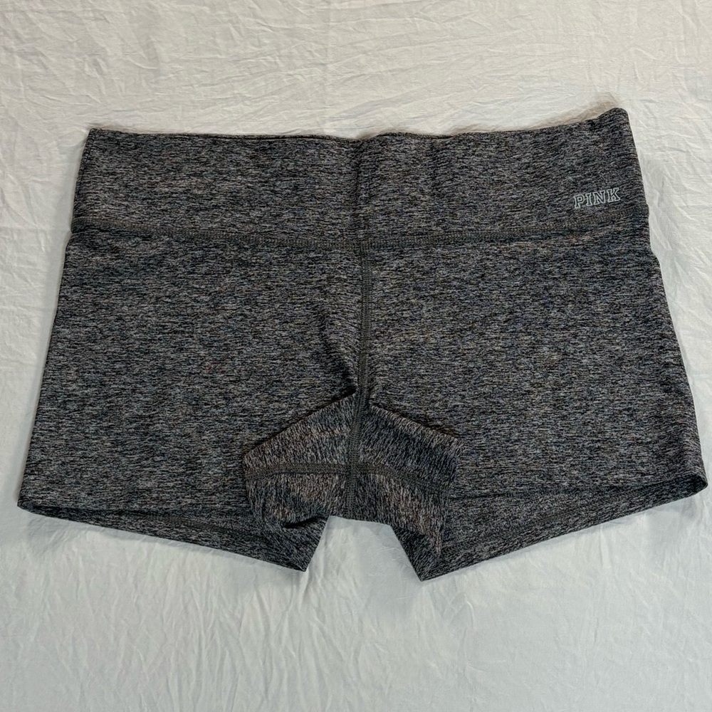 PINK VICTORIA’S SECRET ULTÍMATE SHORT.